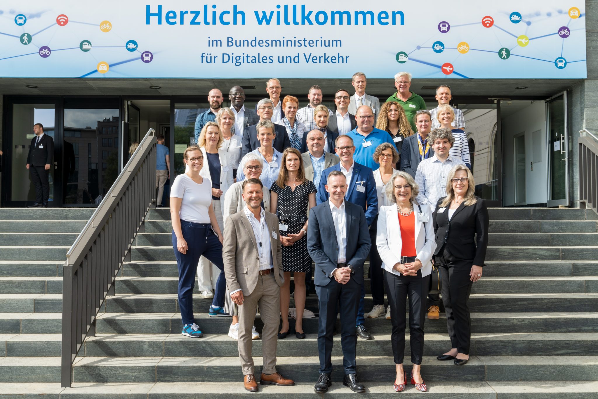 Bmdv Tag der offenen Tür 2022 im BMDV – Das Gigabitbüro des Bundes stellt ...